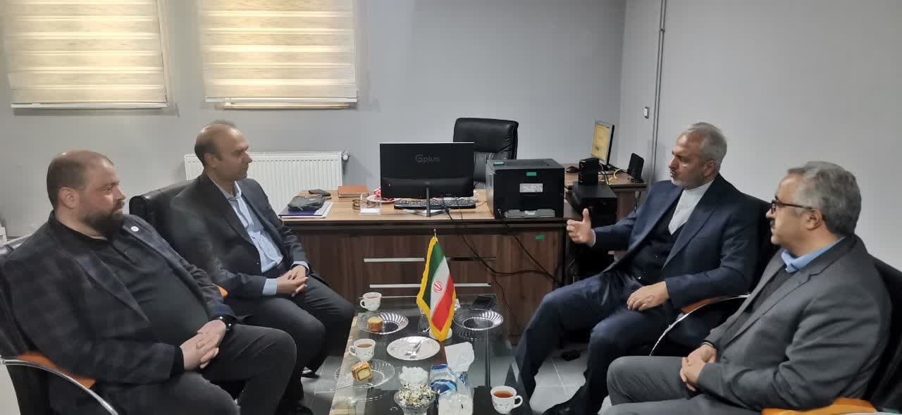 دیدار مدیرعامل پایانه صادراتی استان زنجان با نماینده تامالاختیار وزارت امور خارجه